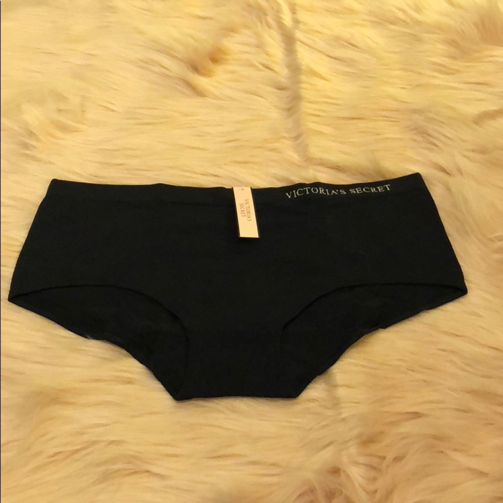 Pink Victoria’s Secret underwear - Picture 4 of 5